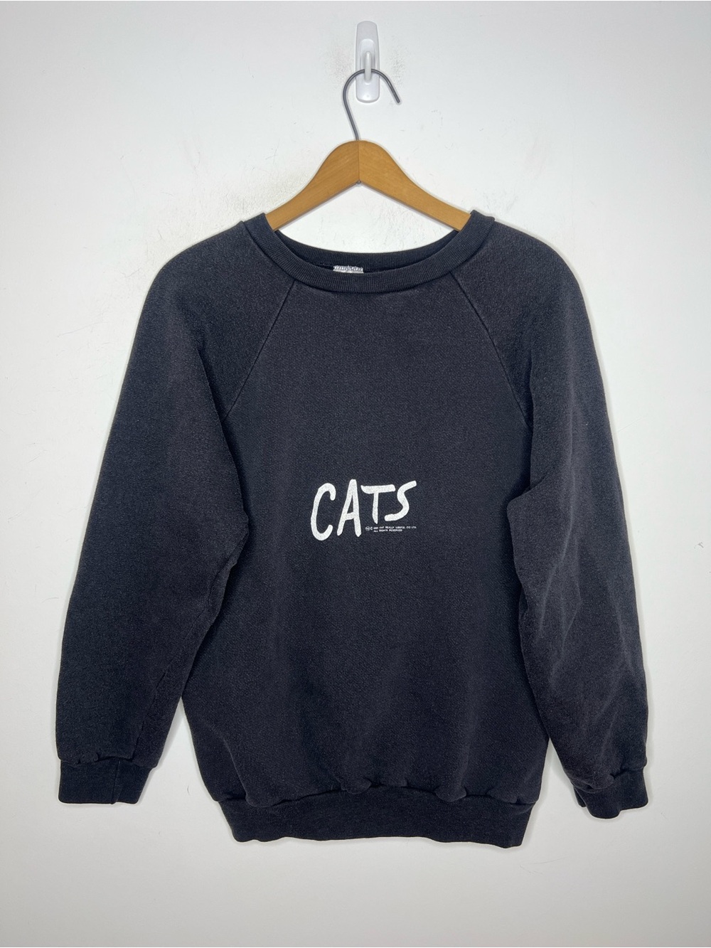 Vintage 1981 CATS Broadway Musical Faded Crewneck Sweatshirt L - Picture 1 of 7